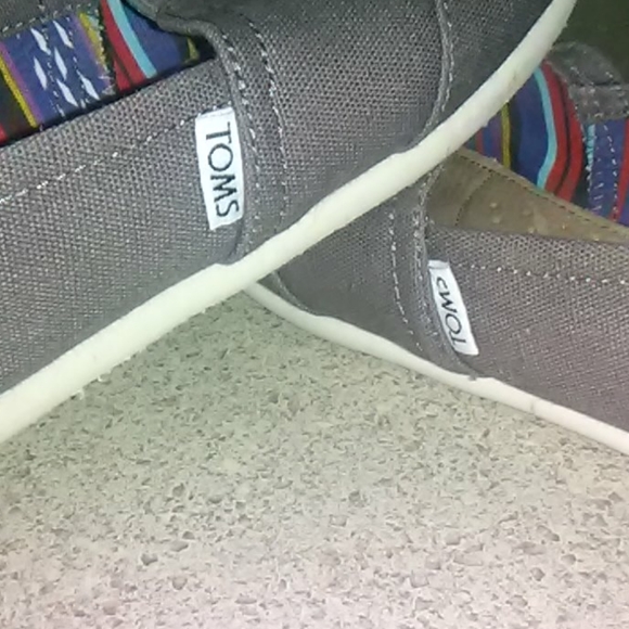 TOMS size woman 8.5 - Picture 7 of 7